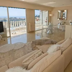 Vue Apartment